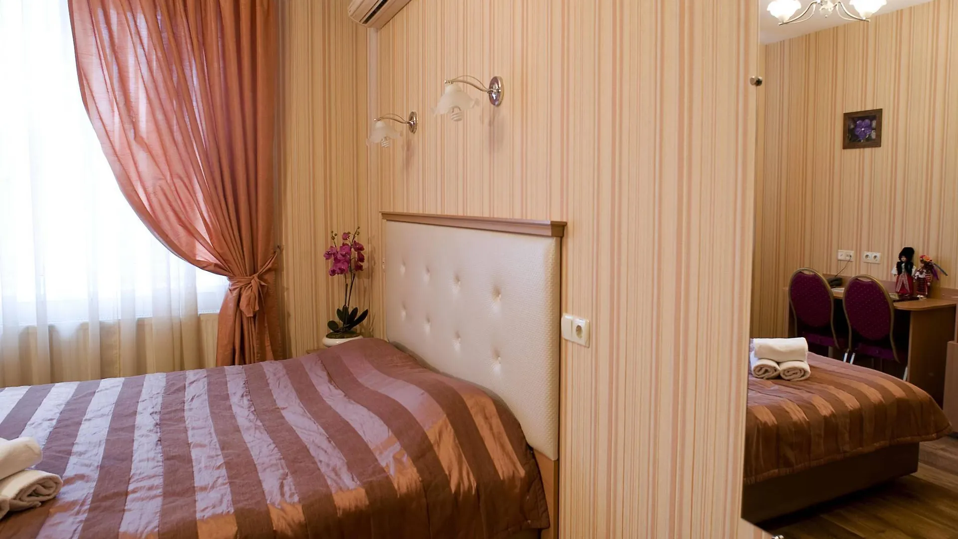 Гостиница Siesta Киев Sofiivska Borshchahivka 3*,  Украина